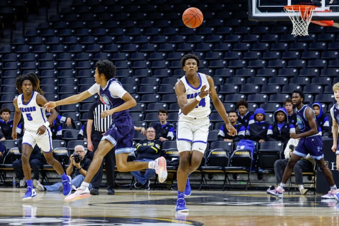 Oak Park - Vashon Missouri boys basketball Dec 9 2023 Nate Latsch-08